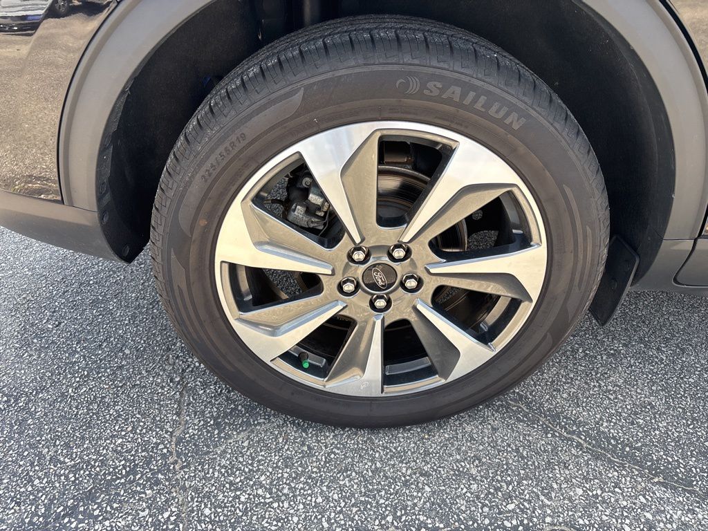 Used 2024 Ford Escape SUV