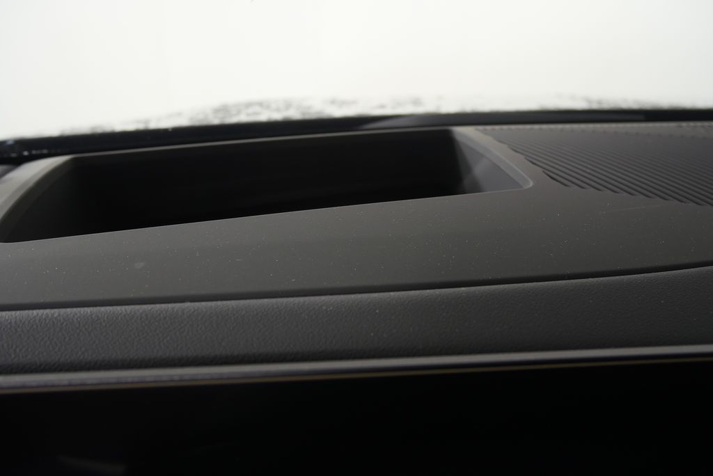 2025 BMW 5 Series 530i 24