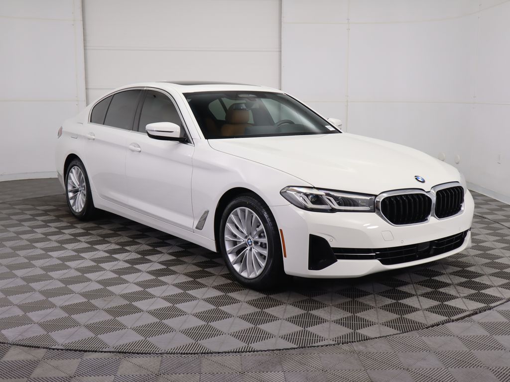 Thumbnail: 2022 BMW 5 Series - 3