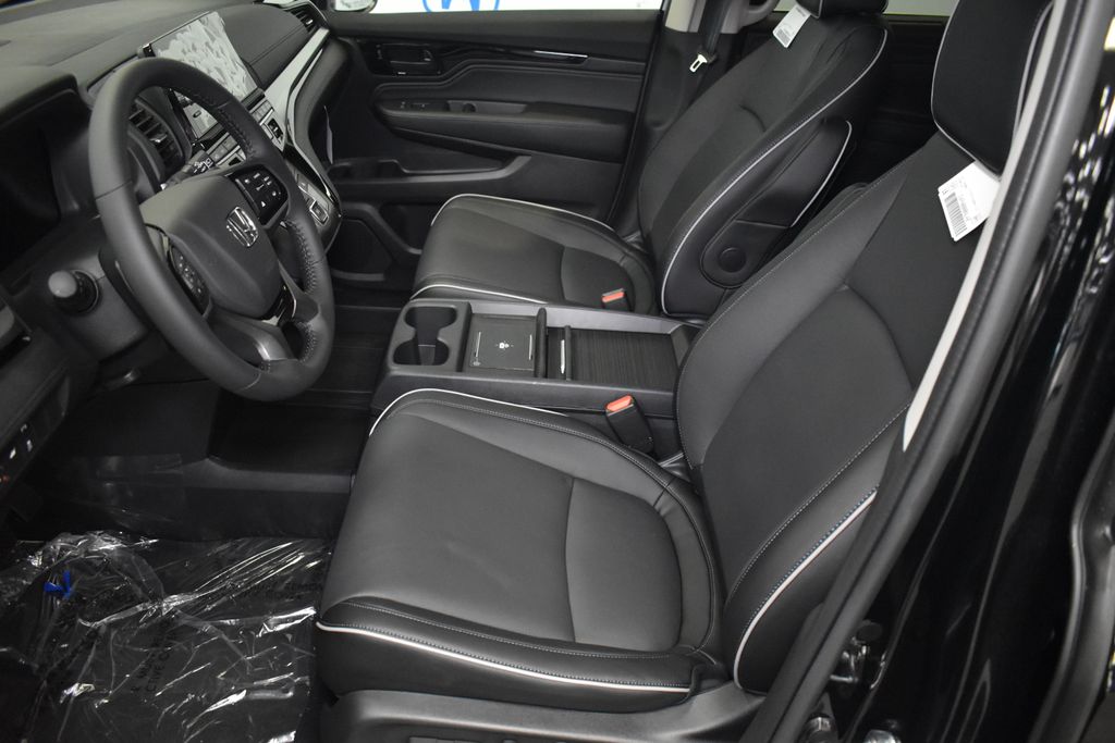 Thumbnail: 2026 Honda Odyssey - 21