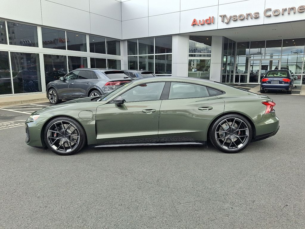 Thumbnail: 2025 Audi RS e-tron GT - 7