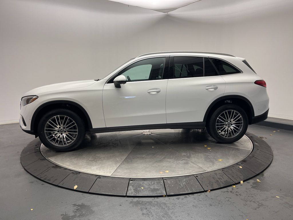 Thumbnail: 2026 Mercedes-Benz GLC - 4