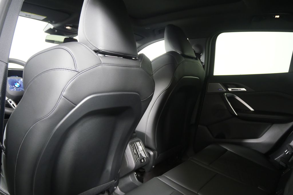 Thumbnail: 2026 BMW X2 - 17