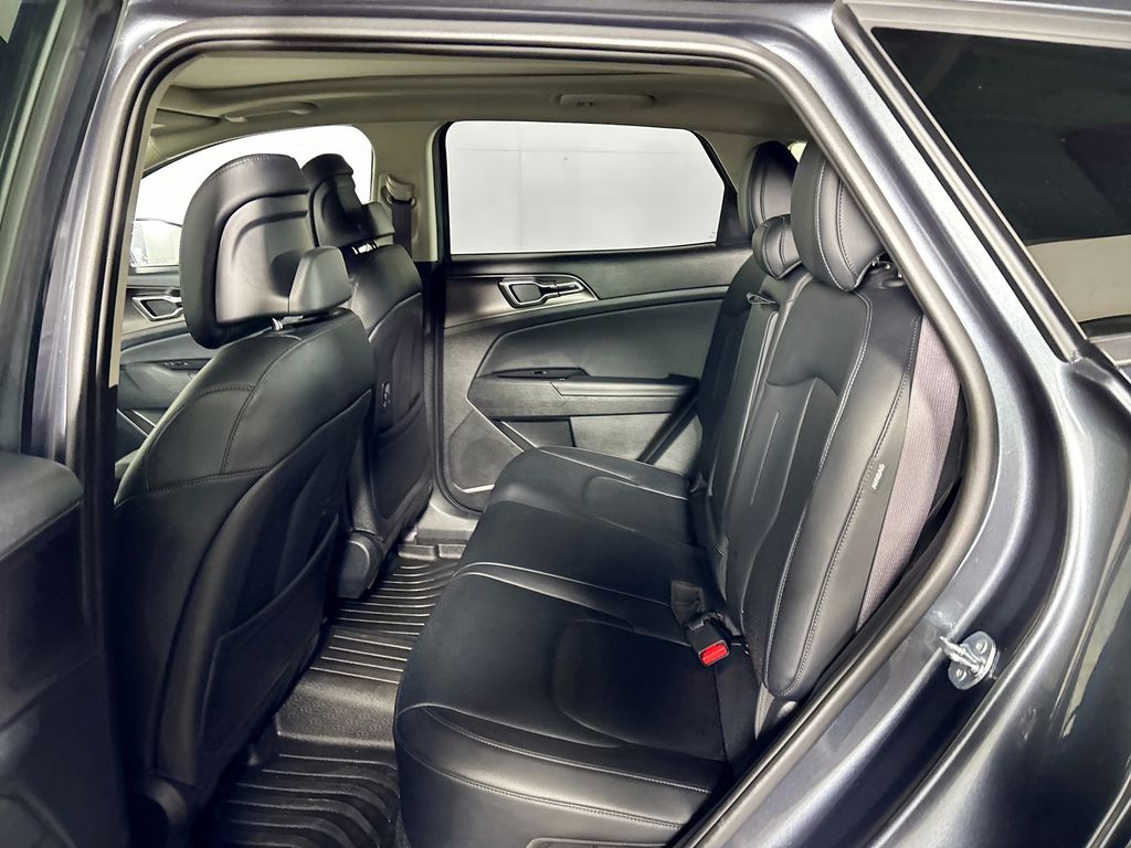 2025 Kia Sportage Hybrid EX