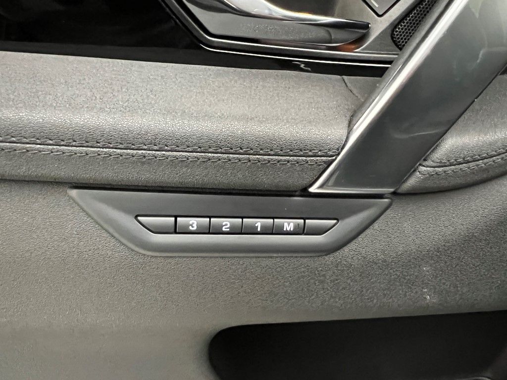 Thumbnail: 2024 Land Rover Discovery Sport - 30