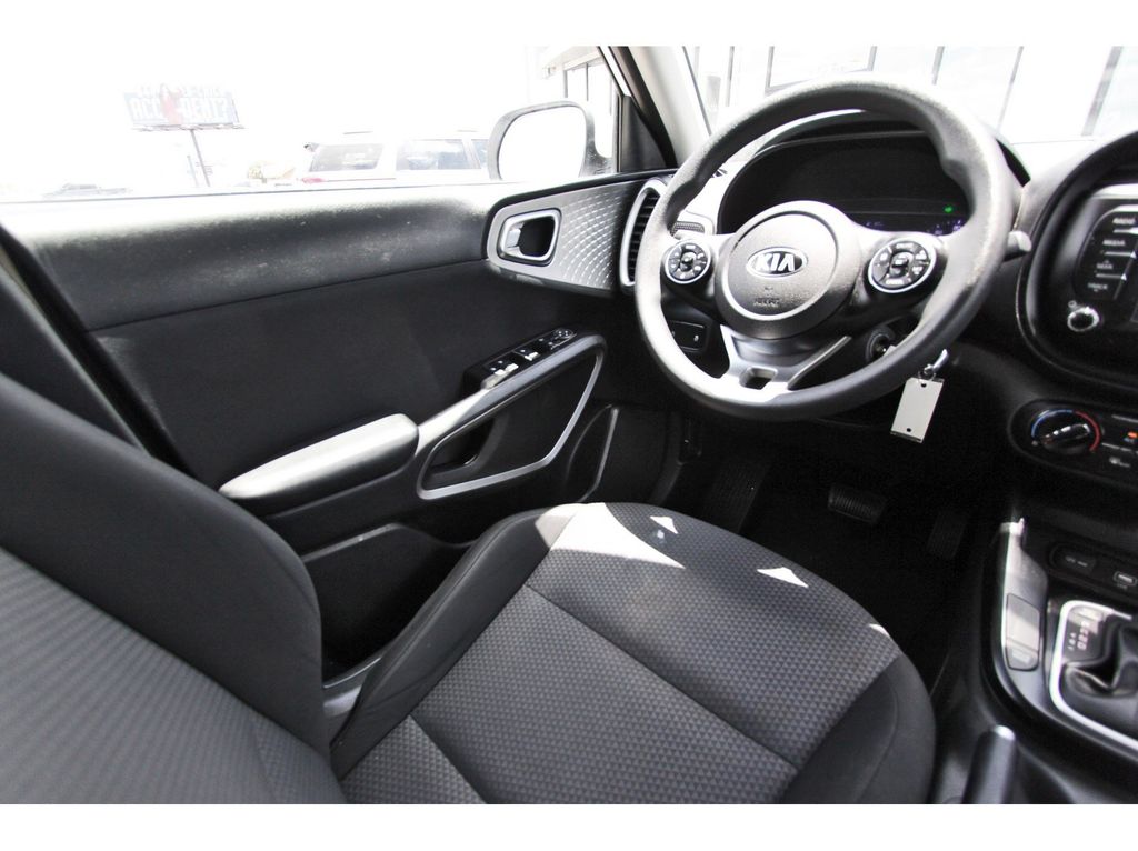 2020 Kia Soul LX White at Bayway Cadillac of The Woodlands