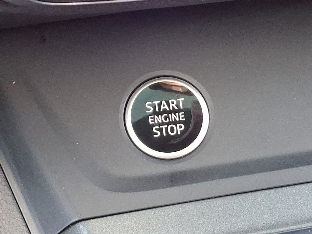 Thumbnail: 2025 Audi Q3 - 25