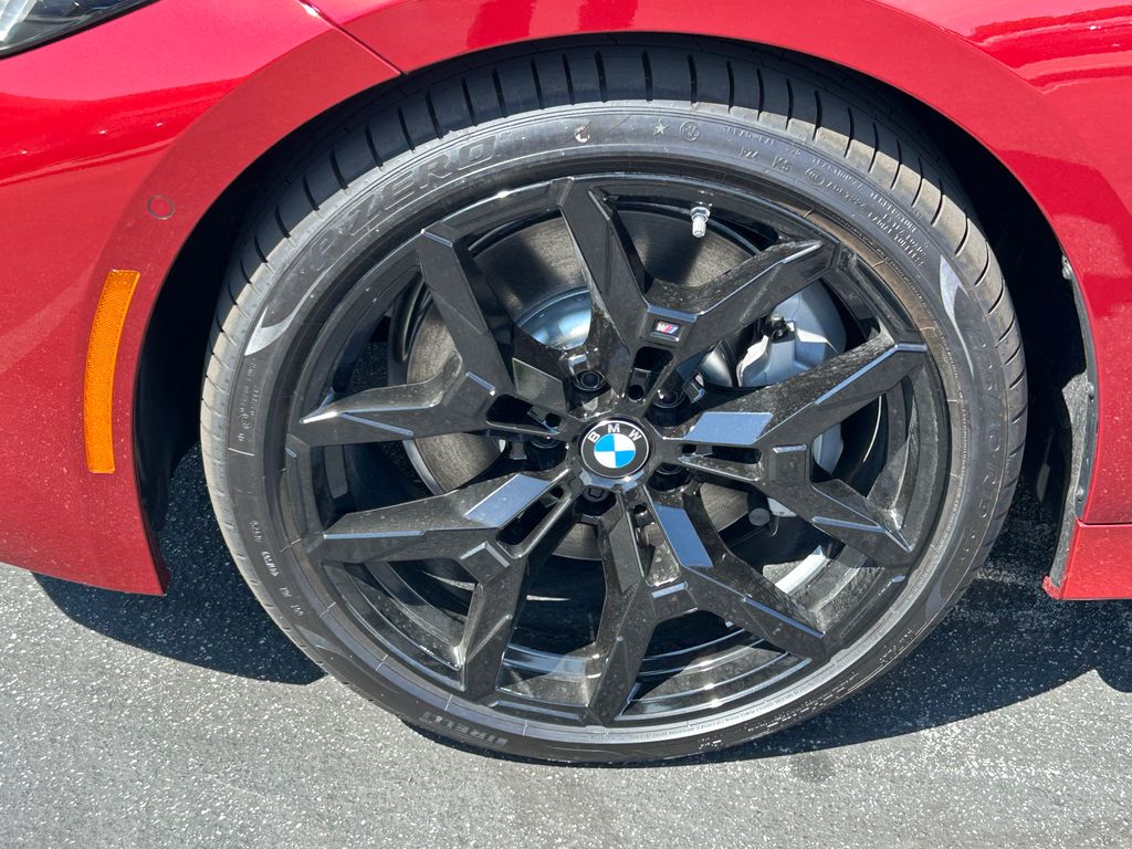2025 BMW 3 Series 330i 9