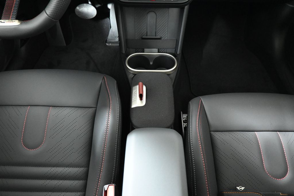 Thumbnail: 2026 MINI Cooper - 18