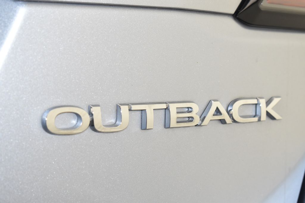 2022 Subaru Outback Premium 10