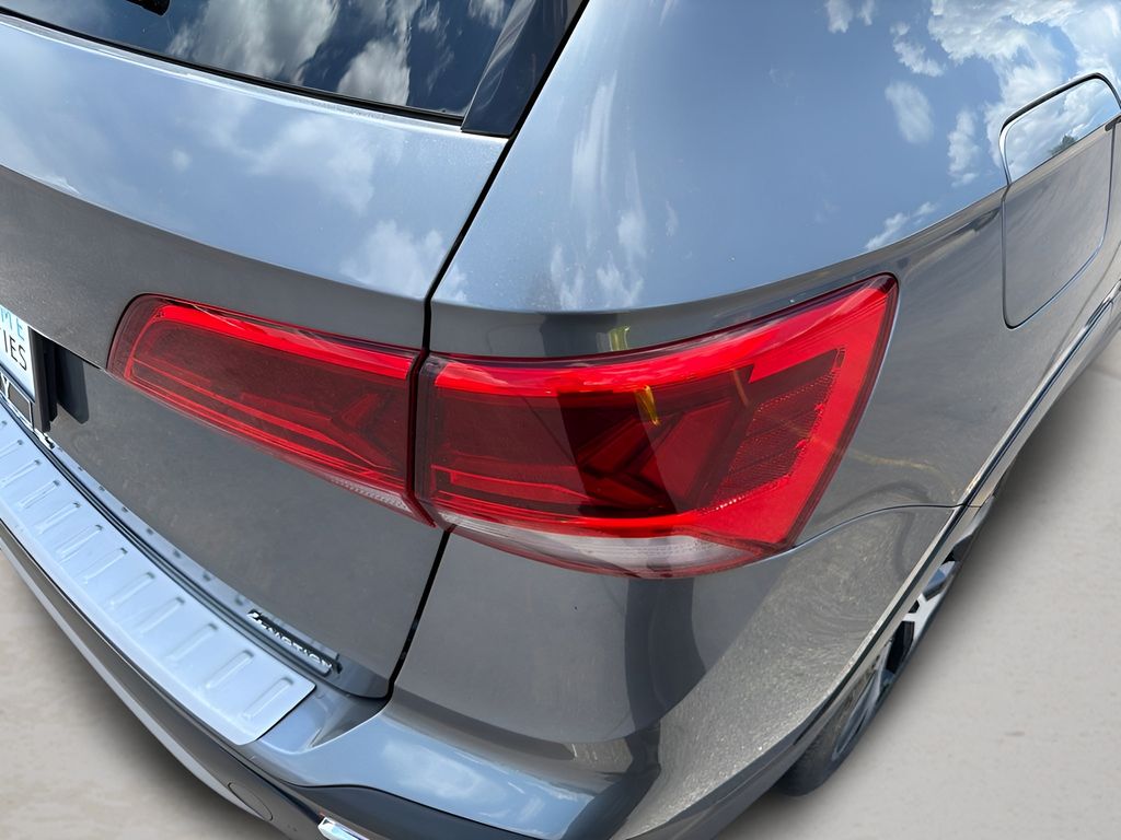 Used 2022 Volkswagen Taos SUV