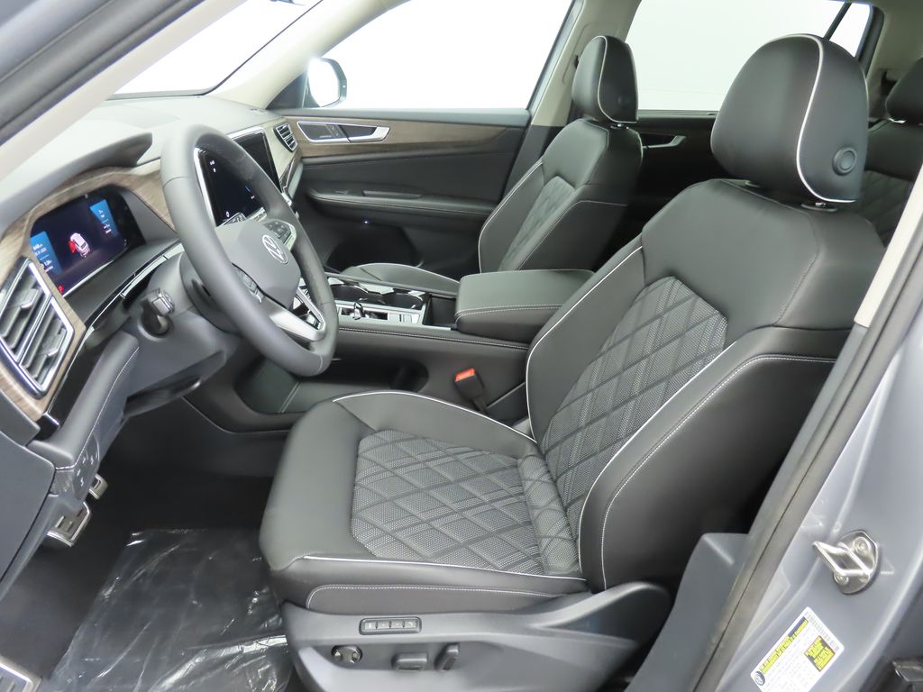 Thumbnail: 2025 Volkswagen Atlas - 19