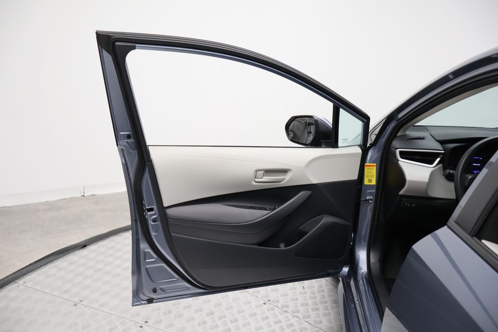 Thumbnail: 2025 Toyota Corolla - 16