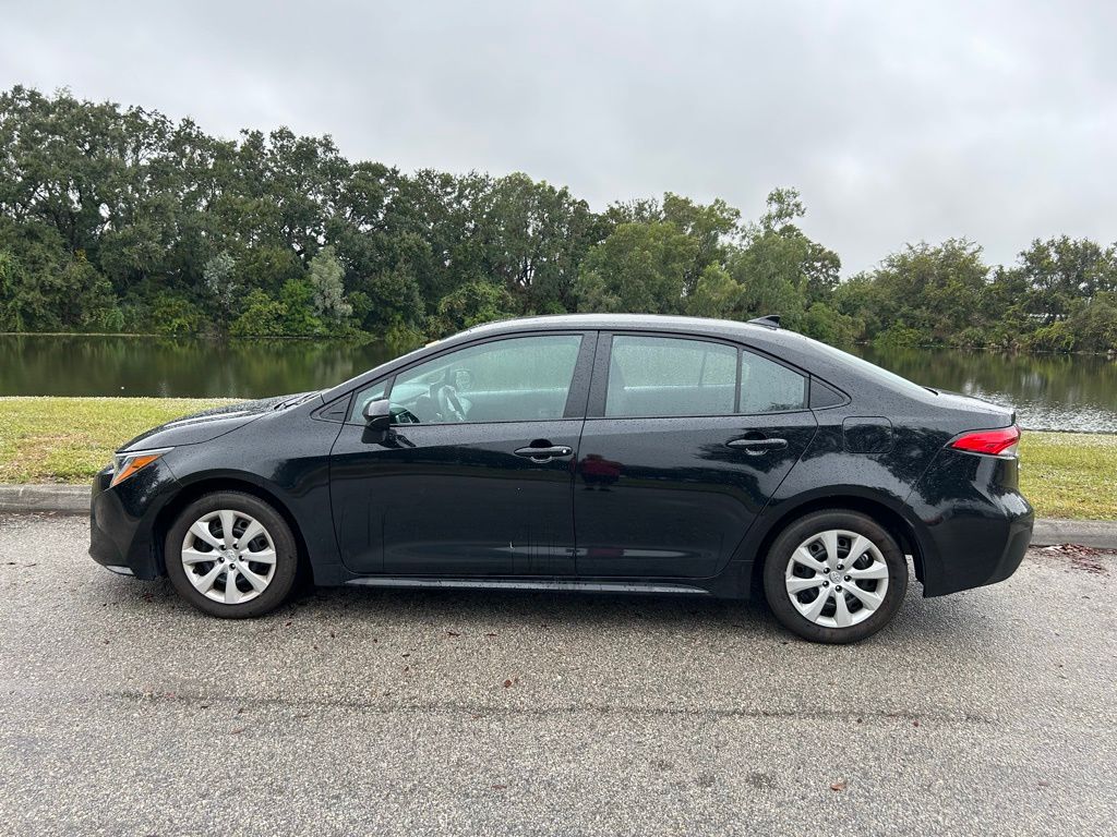 Thumbnail: 2025 Toyota Corolla - 2