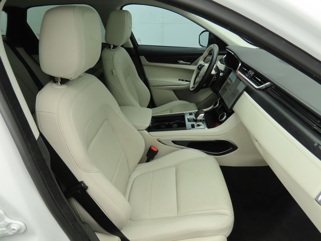 2023 Jaguar F-Pace S 21
