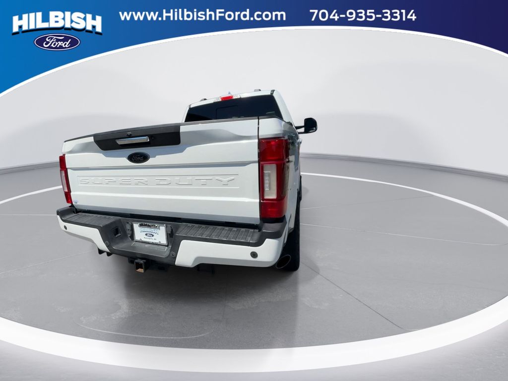 Used 2021 White Metallic Ford Lariat image 7