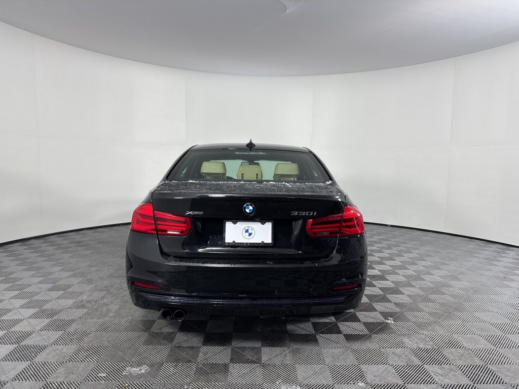 2018 BMW 3 Series 330i xDrive 6