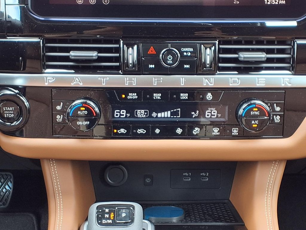 New 2026 White Nissan Platinum image 19