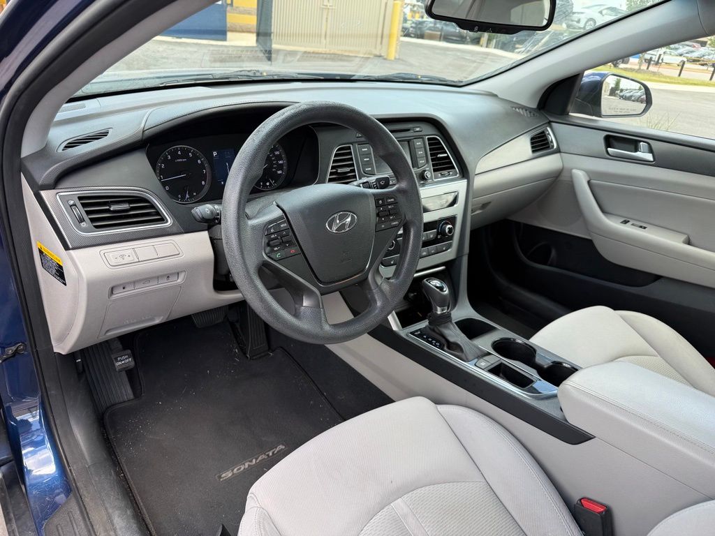 Thumbnail: 2015 Hyundai Sonata - 7