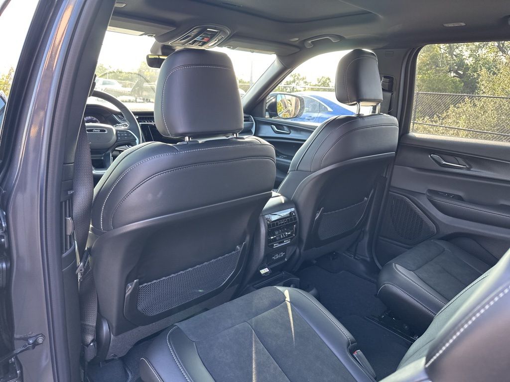 New Car 2025 Jeep Grand Cherokee L  For Sale Under $50,000 In Austin, Texas