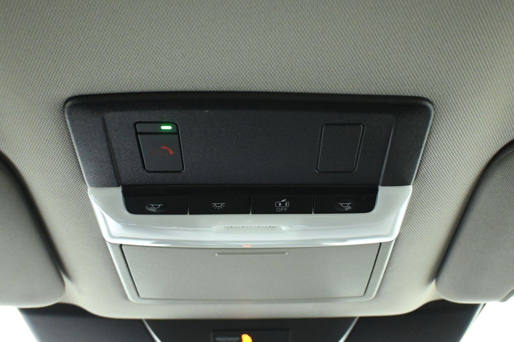 Thumbnail: 2023 Nissan Pathfinder - 19