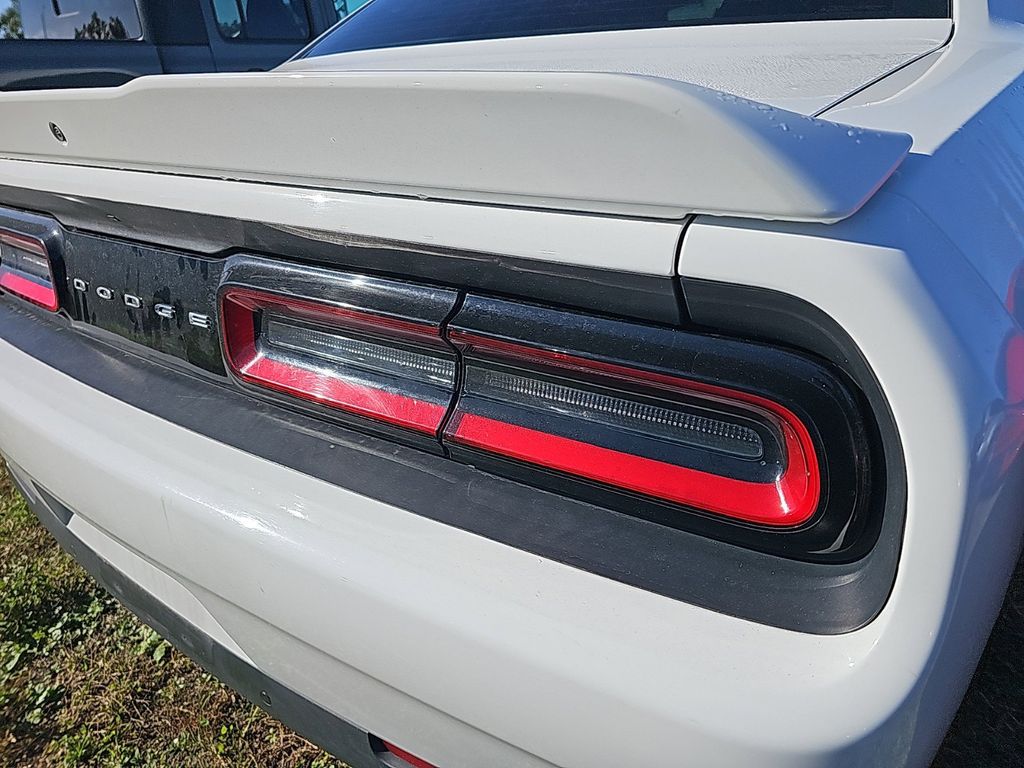 2018 Dodge Challenger SXT 7