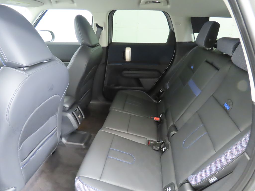 Thumbnail: 2025 MINI Cooper Countryman - 19