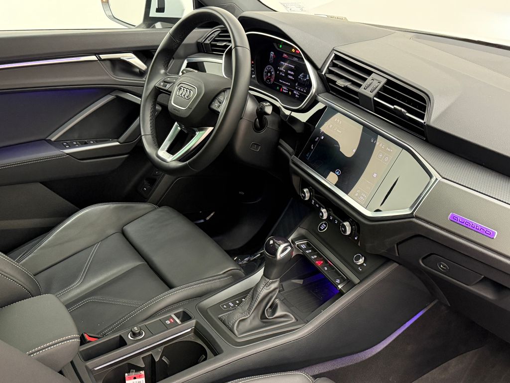 Thumbnail: 2024 Audi Q3 - 14