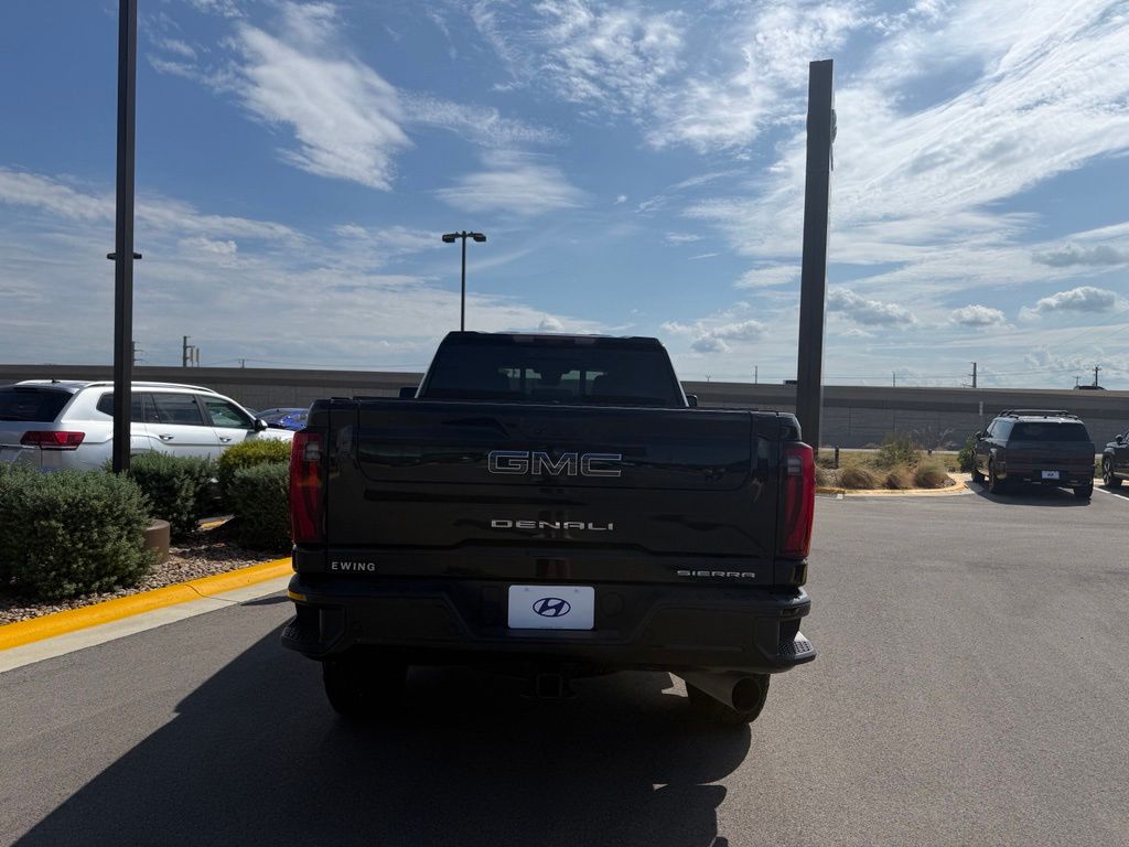 Thumbnail: 2025 GMC Sierra 2500 - 6