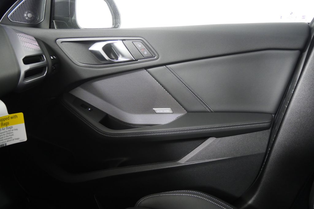 Thumbnail: 2026 BMW 2 Series - 22