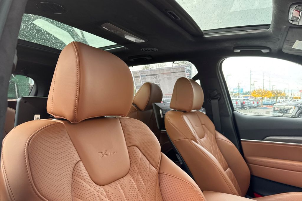 new 2025 Kia Telluride car, priced at $56,805