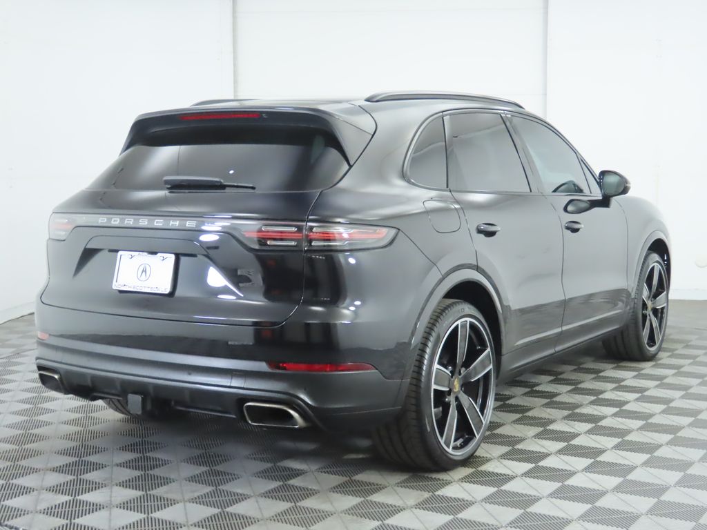 Thumbnail: 2019 Porsche Cayenne - 5