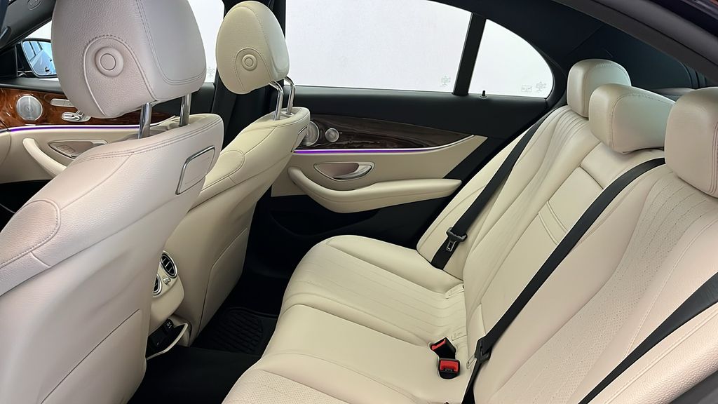 2019 Mercedes-Benz E-Class E 300 24