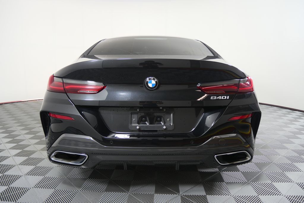 2022 BMW 8 Series  4