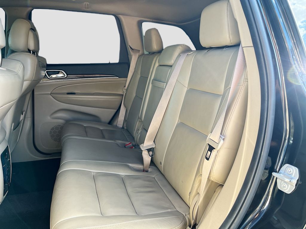 Used 2018 Black Jeep Limited image 22