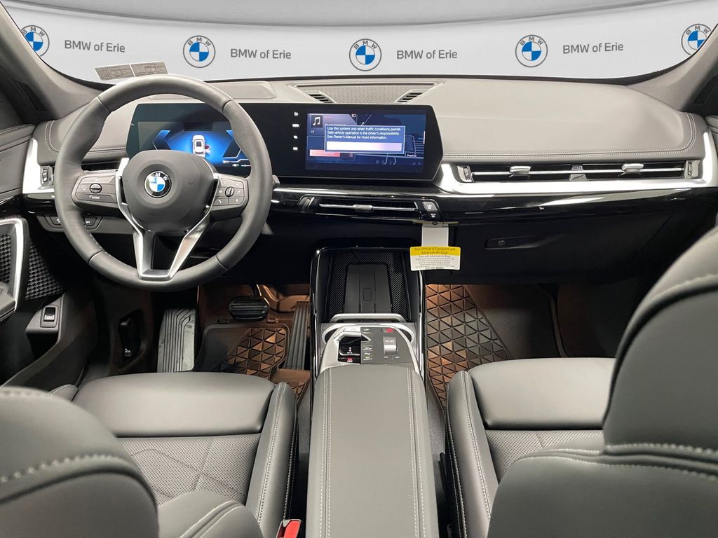 New 2026 Mineral White Metallic BMW xDrive28i image 7
