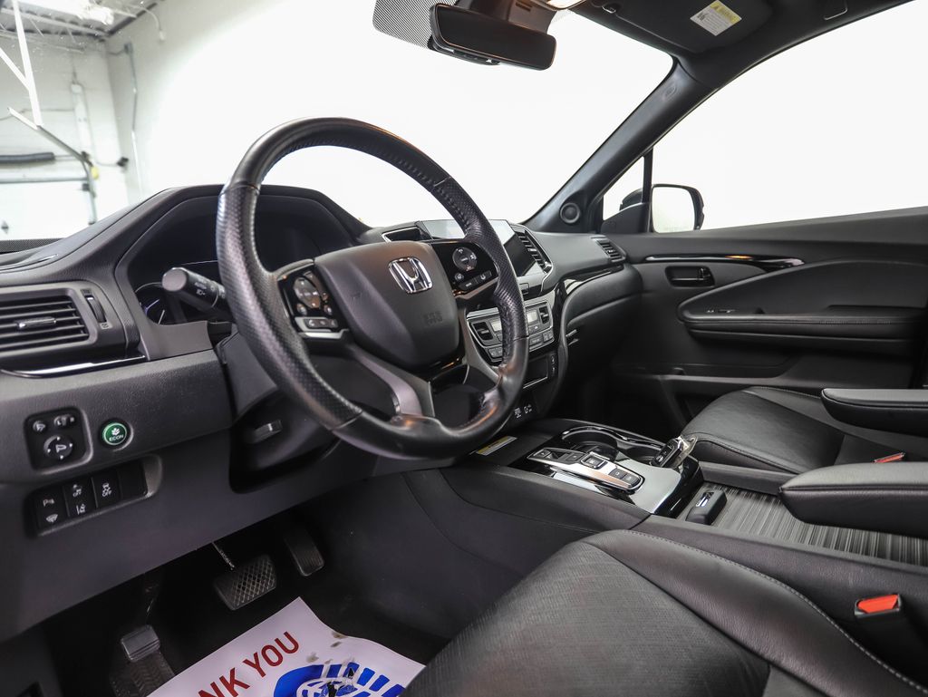 Thumbnail: 2022 Honda Passport - 10