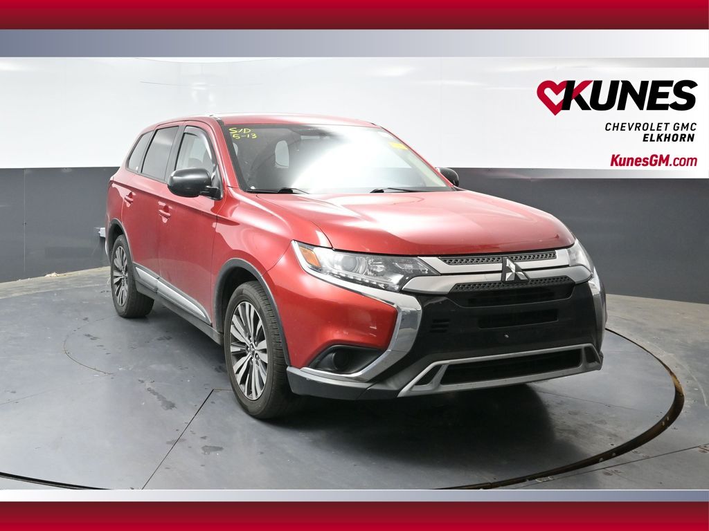 Red 2019 Mitsubishi Outlander ES FWD SUV / Crossover Front-Wheel Drive Continuously Variable Transmission