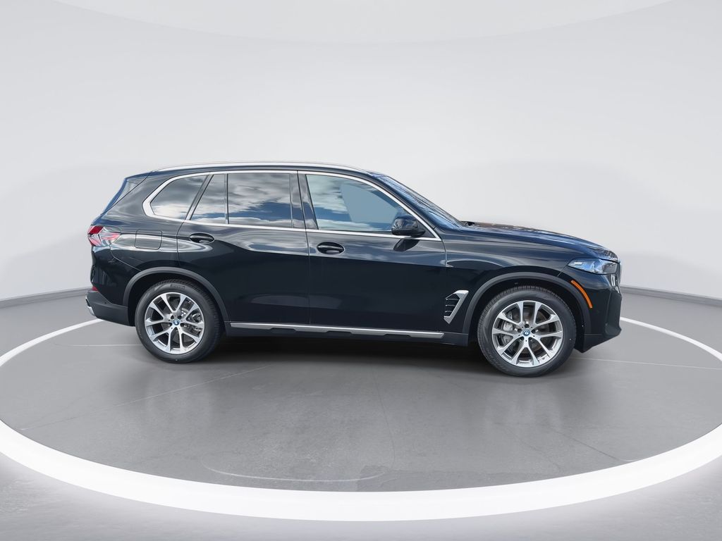 2025 BMW X5 xDrive50e 9