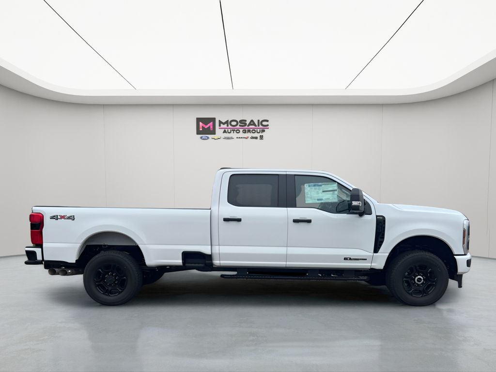 2025 Ford F-350SD