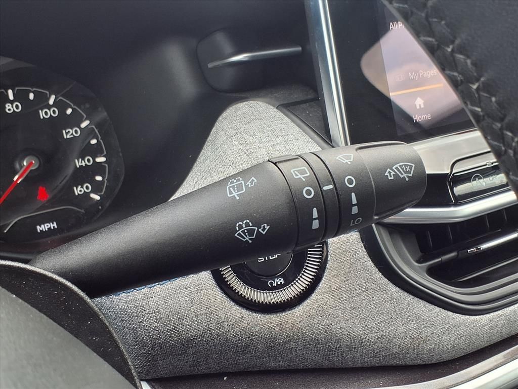 2023 Jeep Compass Latitude White/off-white at Wharton Ford