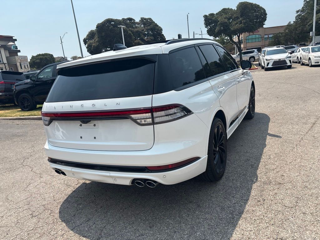 Thumbnail: 2025 Lincoln Aviator - 5