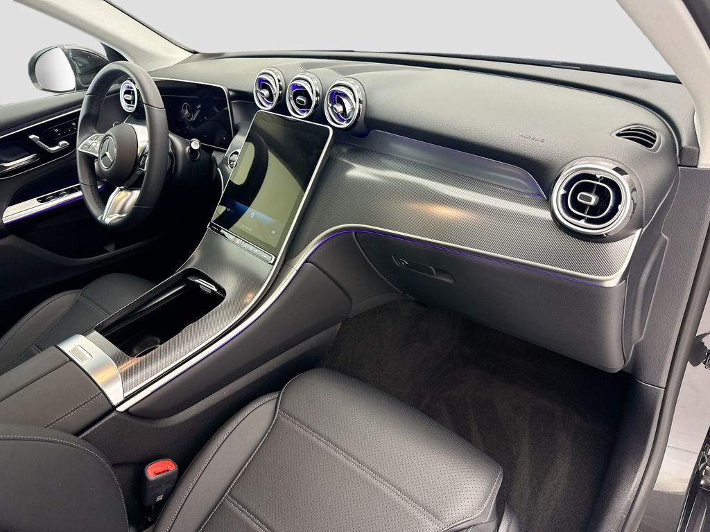 Thumbnail: 2026 Mercedes-Benz GLC - 16