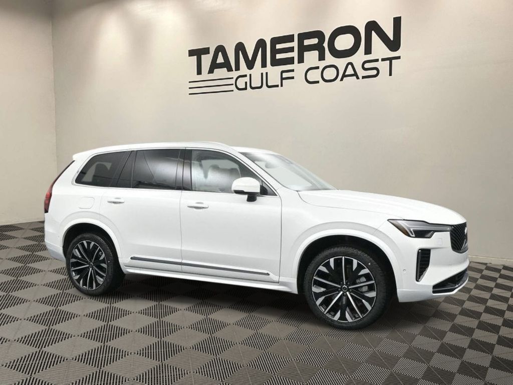 Crystal White Pearl 2026 Volvo XC90 B6 Ultra 7-Passenger AWD SUV / Crossover All-Wheel Drive Automatic