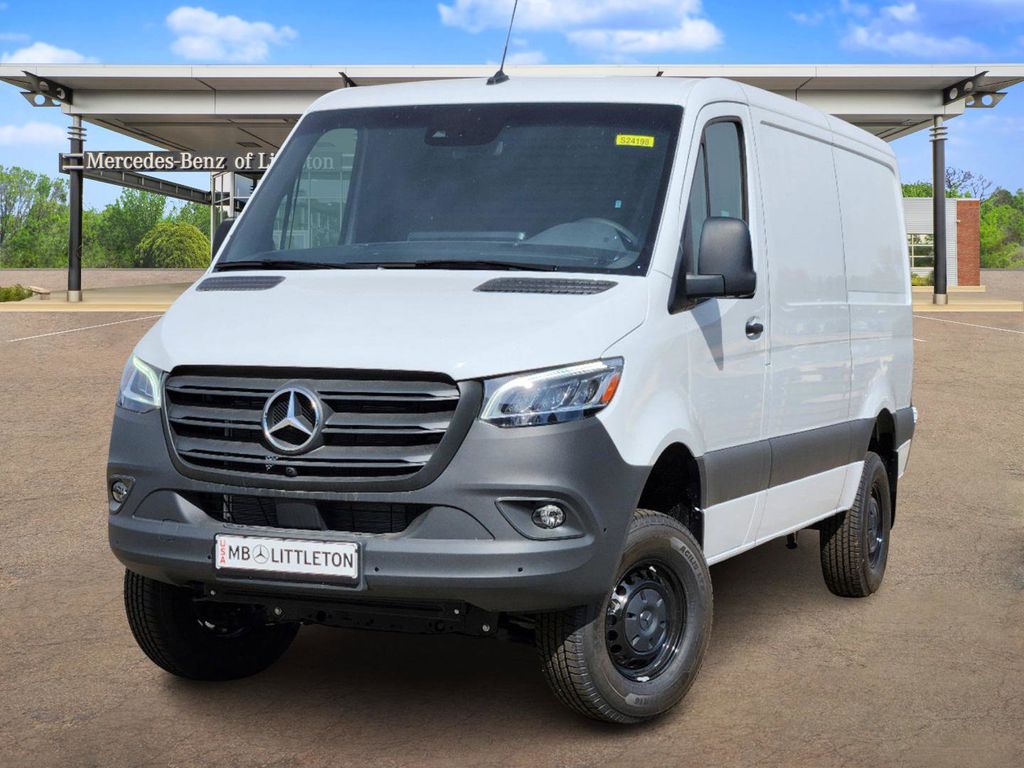 2024 Mercedes-Benz Sprinter 2500 Cargo 144 WB 1