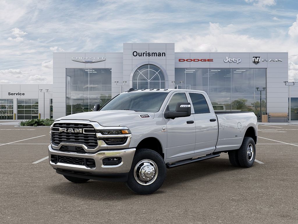 2026 RAM 3500 Tradesman Crew Cab LB DRW 4WD