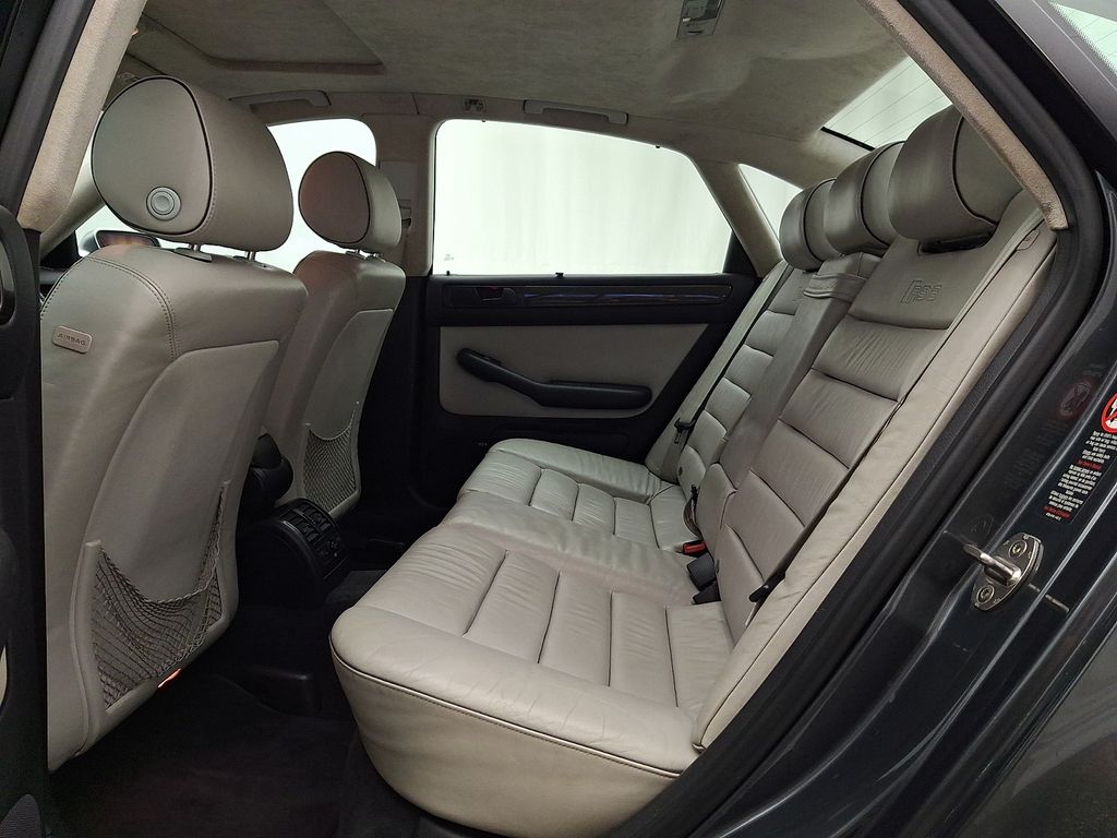 Thumbnail: 2003 Audi RS 6 - 10