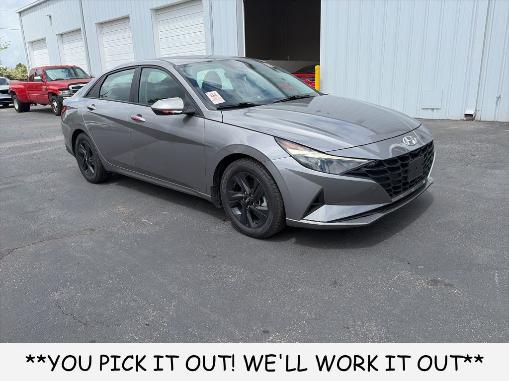 2022 Hyundai Elantra Hybrid Blue FWD