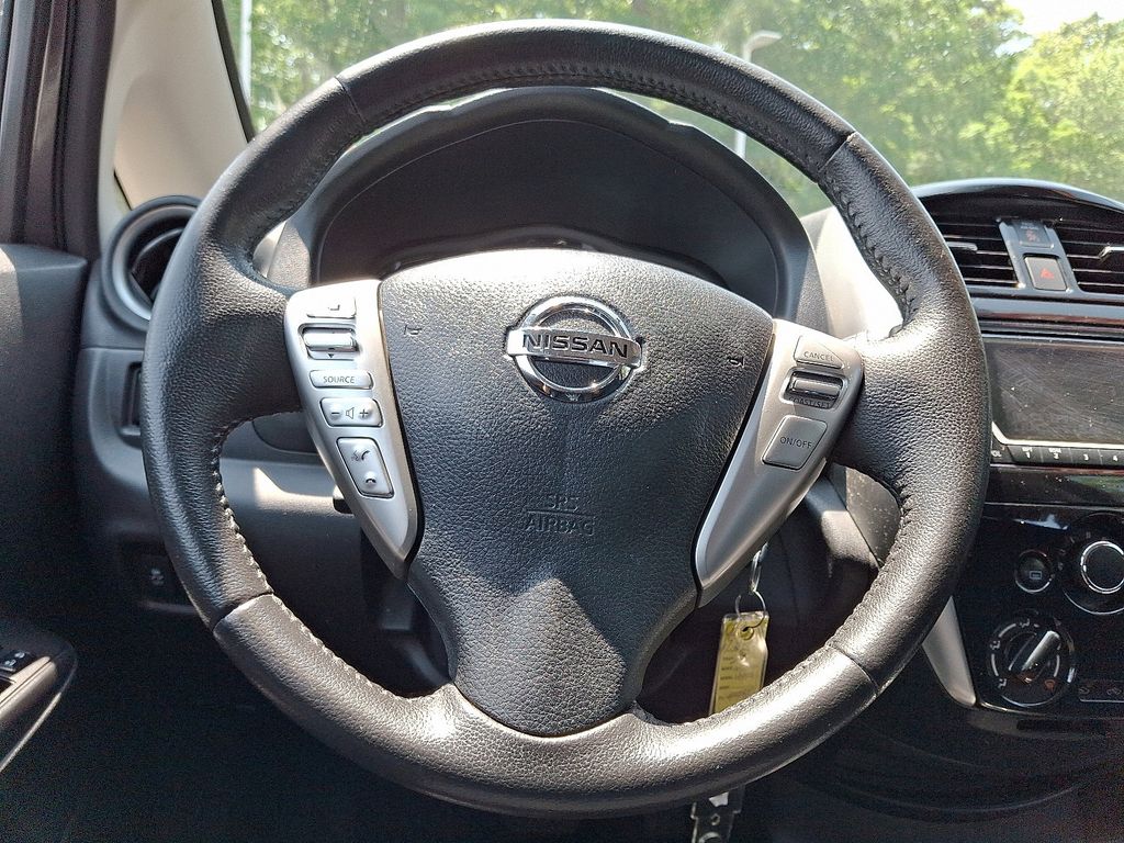 2016 Nissan Versa Note SV 18