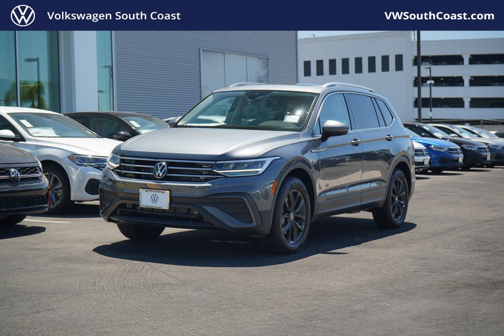 2024 Volkswagen Tiguan 2.0T SE 1